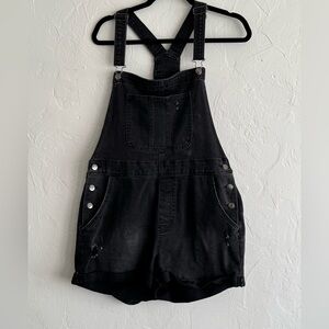 Black Light-Washed Short Overalls